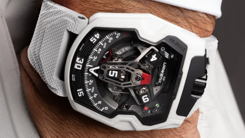 Urwerk UR-230