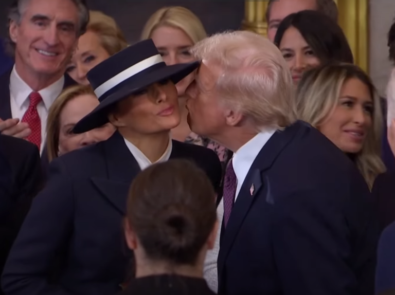 Melania Trump kapelusz