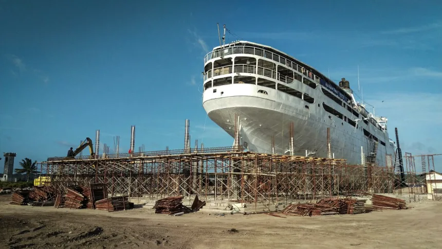 The Doulos Phos The Ship Hotel