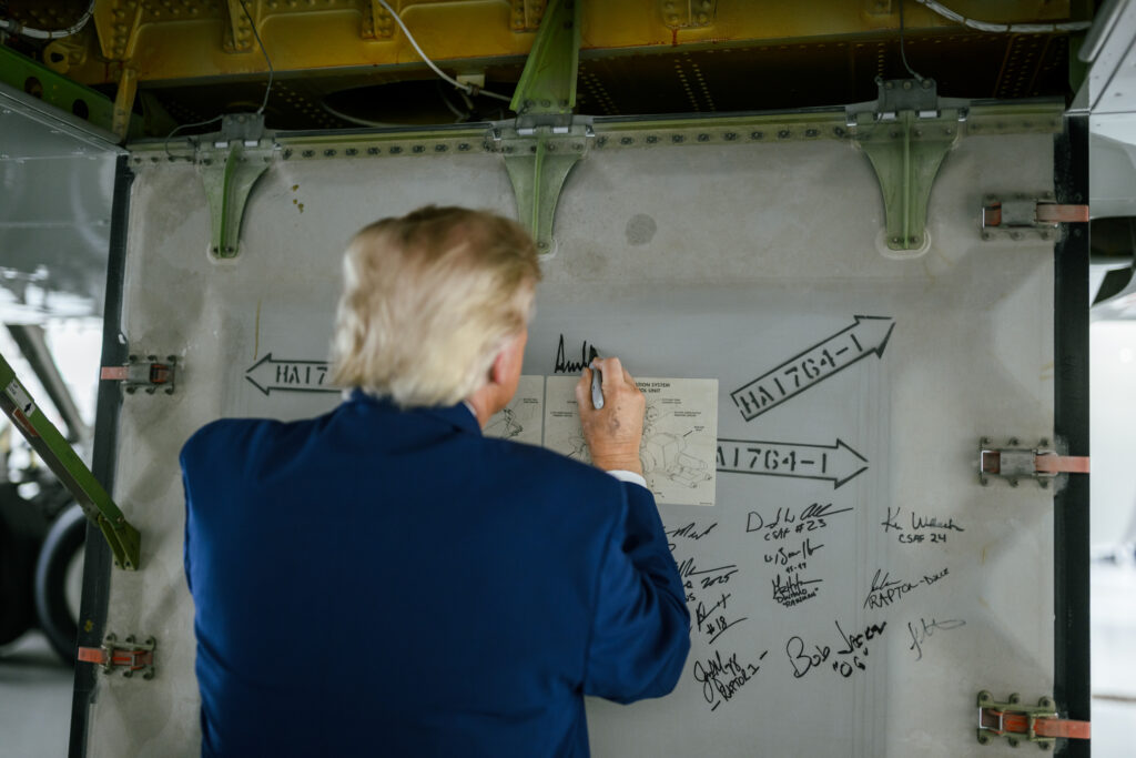 Air Force One 747-8